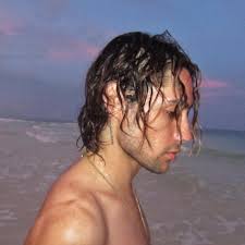 Para romper un poco con la estética de street en mi feed 😝 Fotones que me  saco @mandybens 💋