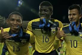 El baile de La Máquina Quinteros en el vestuario