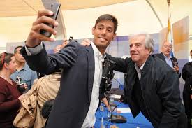 Entrega de obsequios y fin del Consejo de Ministros abierto en 19 de Abril,  Rocha