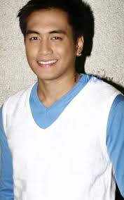 Who is Rainier Castillo dating? Rainier Castillo girlfriend, wife