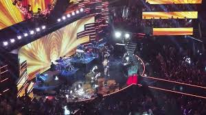 Bts deliver 'dynamite' set from korea at 2020 iheartradio music festival sep 19, 2020. Mariah Carey Intro Its Like That Iheartradio Music Festival 2018 Youtube