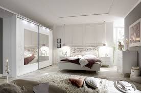 Camere da letto prezzi, offerte e sconti online di mobili assicurati e trasportati dai nostri negozianti specializzati che sapranno sviluppare il prezzo del mobile e trasporto ideale. Soler Camere Da Letto Moderne Mobili Sparaco