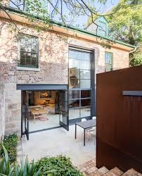 A Renovation Of A Stately Georgian Terrace The Paddington House By Pohio Adams Is Defined By The Interp Country Home Exteriors Architecture Cottage Renovation
