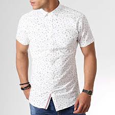 Tout en gardant ce style urbain et moderne si caractéristique de cette marque danoise réputée dans toute l'europe. Jack And Jones Chemise Manches Courtes Blackburn Blanc Laboutiqueofficielle Com
