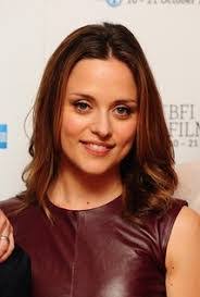 Beth Tapper's Instagram, Twitter & Facebook