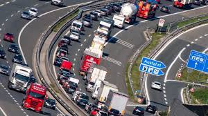 Check spelling or type a new query. Adac Stauprognose Aktuell Autobahnen Voll Hier Drohen Am Sonntag Mega Staus News De