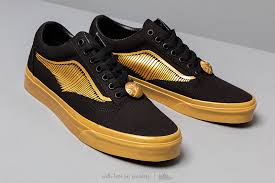 Harry potter enthusiasts who are waiting for the release date of the vans x harry potter old skool can now rejoice. Men S Shoes Vans X Harry Potter Old Skool Golden Snitch Black