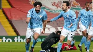 İlkay gündoğan, 2016 yılında manchester city'e katıldığından beri, pep guardiola ile zafere giden yolculuğunda kilit isimlerden biri oldu. Premier League Manchester City Beat Liverpool As Ilkay Gundogan Misses Penalty Scores Twice Cnn