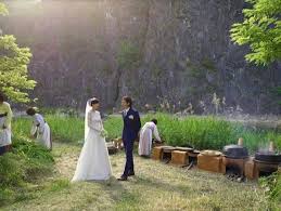 Photos From Won Bin And Lee Na Young S Wedding Revealed For First Time Young Wedding Scenic Wedding Won Bin