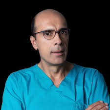 Dr. Mauricio Serrano