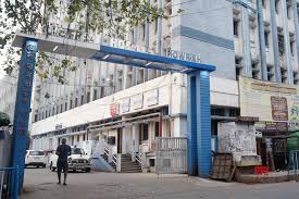 Howrah Howrah District Hospital Superintendent Tests Positive For Covid 19 Several Doctors Nurses And Health Workers Quarantined Gallery Social News Xyz