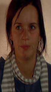 Anna Weigel, gespielt von Marylu Poolman. Erster Auftritt in Folge 3934 am  24.09.2010. Nach schweren Verbrennungen durch eine explodierte Fritteuse in  der Konditorei, befindet Anna sich auf dem Weg ...