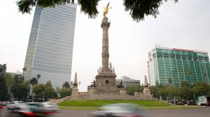 El radio mide 26 m el perímetro de la glorieta mide 163,3632 m Rentas Vacacionales En Monumento El Angel De La Independencia Casas Vrbo