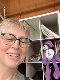 Batik Stained Glass Quilt, (The Pattern in the first comment)