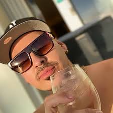 Para Sempre Mariah Carey added...