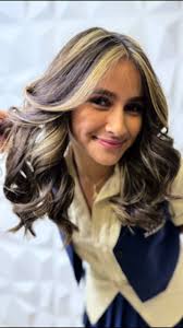 Jennifer Slim Black to Blonde