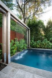 Wasserspiele Schaffen Moderne Effekte Neuartige Gartendekoration Mit Beleuchtung Gartengestaltung Gartenpools Hinterhof Designs