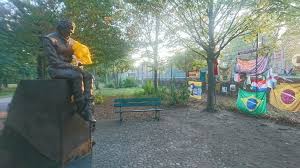 Tour giro di pista traxk on imola circuit tamburello corner angolo curva preghiera per ayrton senna morte death rip. Behind The Tamburello Corner Imola Today Wondering How Long That Orange Brazilian Flag Is Hanging There Formula1 Imola Ayrton Senna Crash Brazilian Flag