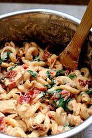 Instant Pot Chicken Bacon Ranch Pasta 365 Days Of Slow Cooking And Pressure Cooking Recipe Chicken Bacon Ranch Pasta Creative Pasta Recipes Instant Pot Dinner Recipes