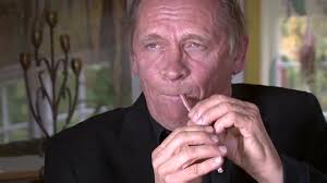 Musician Plays Plastic Straw Like an Instrument