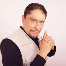 MultiVersos_El podcast. Con Gabo Martínez Y Henry Paz • A podcast