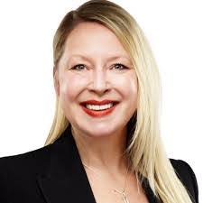 Jennifer Longhurst's Instagram, Twitter & Facebook