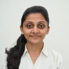 Alexandra Menzel's Instagram, Twitter & Facebook