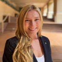 Lilly Gottlieb's Instagram, Twitter & Facebook