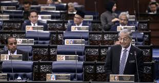 Malaysia's parliament tuesday backed lowering the voting age from 21 to 18, a change that would add millions of people to the electoral speaking in the lower house of parliament before mps voted on the law, mahathir argued that young people in malaysia were more politically aware than in the past. Why Did M Sia Lower Voting Age To 18 Mothership Sg News From Singapore Asia And Around The World