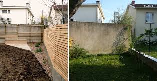 En effet, en faisant le choix d'une clôture sur mesure, vous êtes certains qu'elle s'adaptera parfaitement à votre extérieur et à votre muret. Amenagements Bois Terrasse Avant Apres Decoration Exterieur Jardins Avant