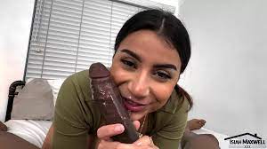 IsiahMaxwell - Roxie Sinners gives my BBC a sloppy BJ