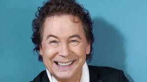 Bernard Minet : qui est sa compagne depuis plus de 51 ans ?