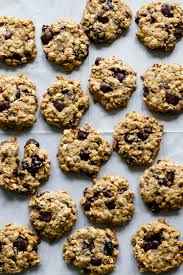 Dark Chocolate Chunk Muesli Snack Cookies Flora Vino Recipe Recipe Using Muesli Snacks Muesli Cookies