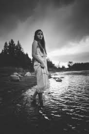 Black And White Photography People Full Body Beautiful Black And White Women Portrait Blackandwhitewomenportrait Black And White Photography Black And White Portraits Black And White Photographs