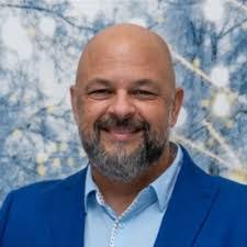 Doug Beaver's Instagram, Twitter & Facebook