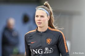 Gefeliciteerd romy en veel succes! Keepster Ajax Vrouwen Maakt Debuut Voor Oranje Bij Nederlaag Tegen Polen Ajaxfanatics Nl Ajax Nieuws