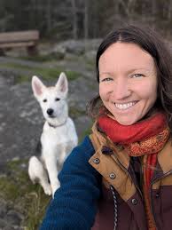 Dog trainer in Hampton NH offering board training