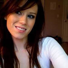 Amanda Senter's Instagram, Twitter & Facebook