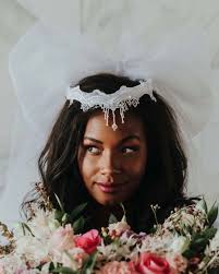 Check out our Vendor Spotlight for the utterly goregous, @theriverskc! This  ethereal editorial was a real treat to design💕