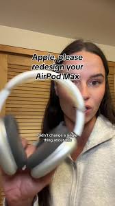 Moss Embroidery Airpods Max