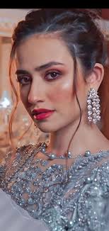 Ok so who kraa do I kno here from Axim?