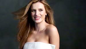 Content creators earn money from fans who subscribe to their content. Bella Thorne Unglaublich So Viel Verdient Die Schauspielerin Mit Ihrem Onlyfans Account Bunte De
