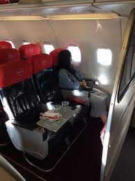 Airasia offers premium flight seats such as hot seats. Ulasan Airasia Hot Seat A320 Jakarta To Kuala Lumpur Business Class On A Budget Ulasan Makanan Airasia Pinterpoin