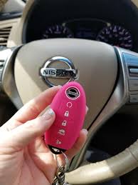 Low battery was showing on the dash, and then key not recognized shortly followed. Silicone Rubber Remote Cover For 5 Button Nissan Key Fob Altima Maxima Titan Leaf Murano Rogue Sku Niss5a Nissan Cars Nissan Rogue Accessories Nissan