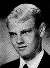 Angelo Reed's Instagram, Twitter & Facebook