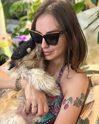 Jasmine Virginie Perrin (@therealfakegram) • Instagram photos and videos