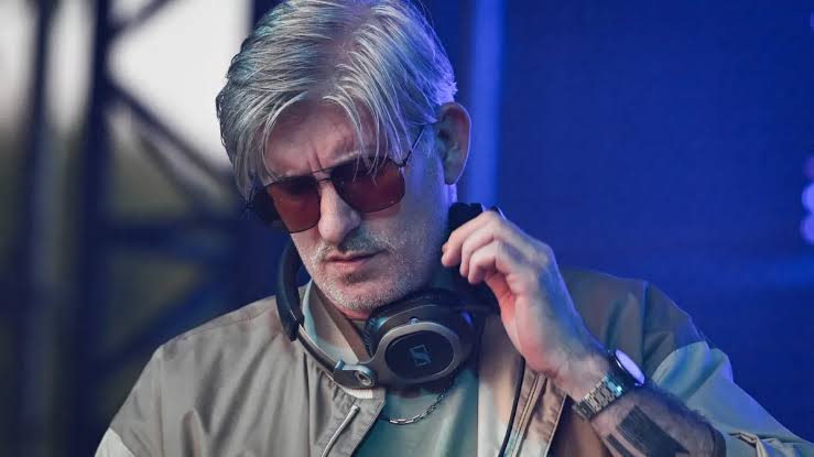 Le DJ qui avait ébloui la cérémonie de clôture des JO de Paris 2024,  retrouvé mort à 50 ans | Planet.fr