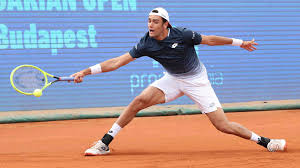 Daniel altmaier overcomes seventh seed matteo berrettini on saturday for a place in the roland garros fourth round. Berrettini Records First Upset Of The Week In Budapest South Africa Today Sport