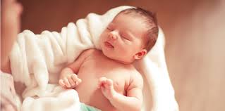 Gambar baby lucu yang bermata indah sangatlah imut dengan ekspresi polosnya. Mitu Baby Official 10 Tips Perawatan Bayi Baru Lahir Dan Pantangannya