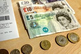 イギリスのお金の基礎知識 London Xyz